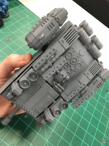 The Imperium's Hover Tank? - Conversion Corner - Spikey Bits