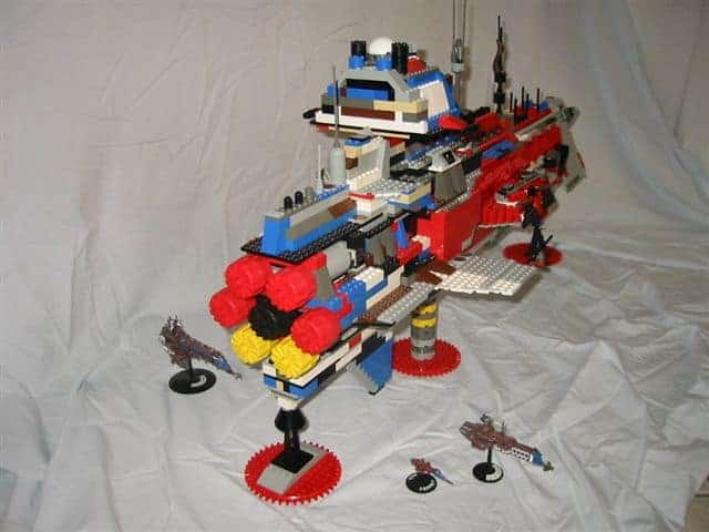 Lego ship 007