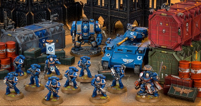 Munitorum And Space Marines Bundle containers