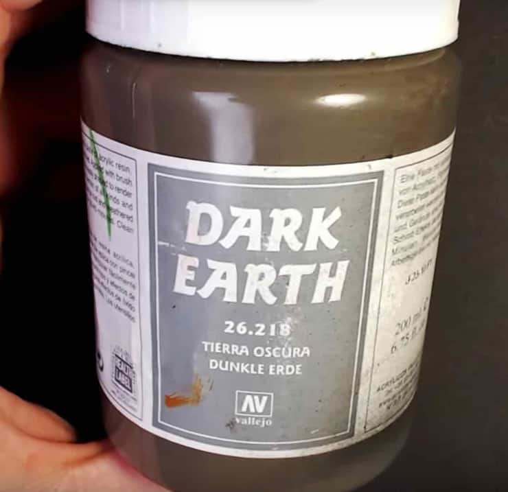 VALLEJO EARTH TEXTURE DARK EARTH - What's It Like To Base With? 