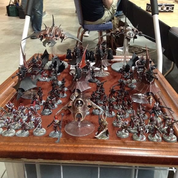 Split Into Two Races: Armies On Parade