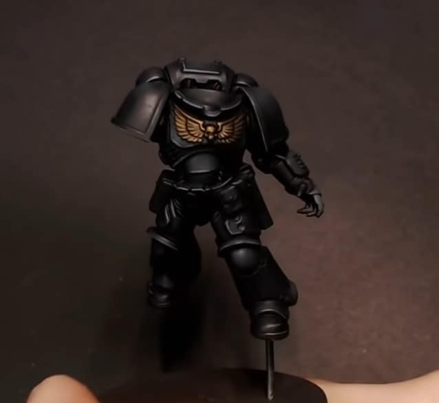 Can i prime with the black one? (Airbrush) : r/Warhammer40k