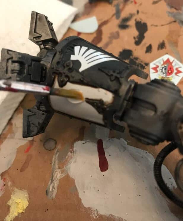 Using microset and microsol on decals, I end up with a foggy boarder. What  am I doing wrong? : r/Warhammer