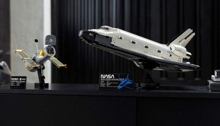 nasa discovery shuttle lego