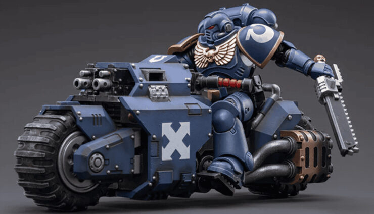 JoyToy 1/18 Warhammer 40K Ultramarines Outriders Motor-cycle