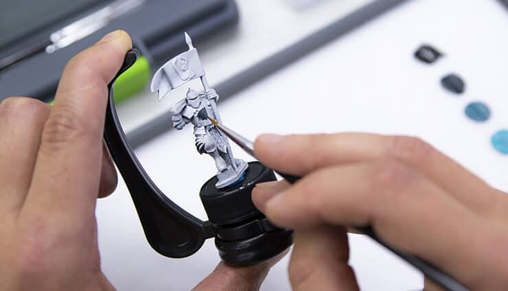 game-envy-hobby-holder-being-used.squae shot miniatures