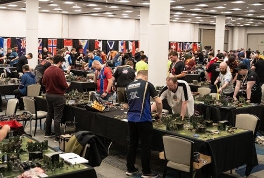 table-tournament-warhammer-40k-players-engaged